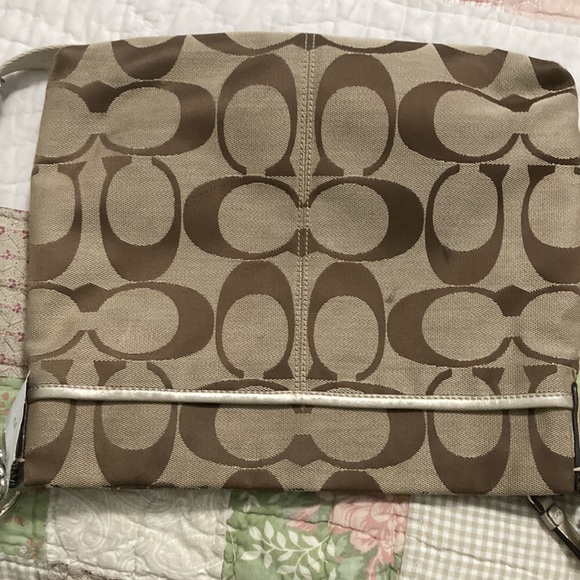 Coach Crossbody Handbag / Purse (K1076-F14869) - Picture 6 of 6